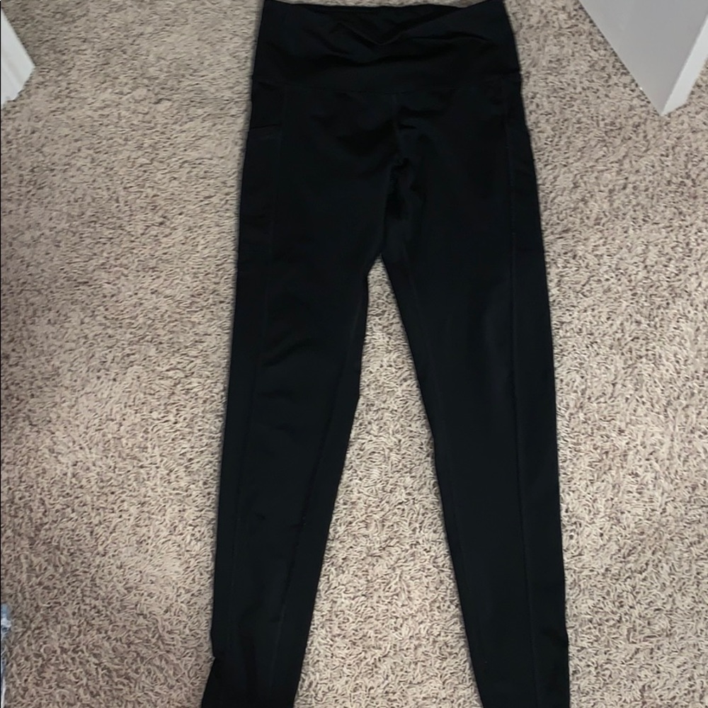 Black c9 leggings with pockets